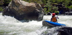 Lower Klamath River Rafting - Kayaking - Dragon's Tooth Rapid