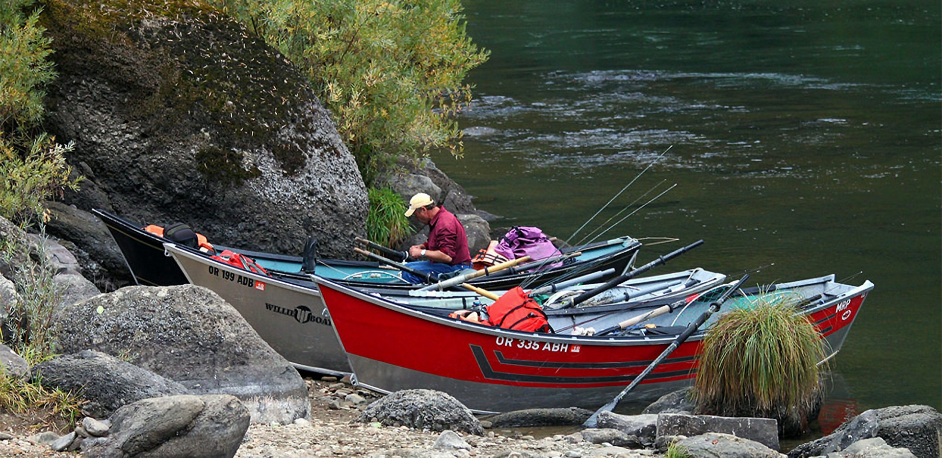 Rogue River Lodge To Lodge Fishing Trips Rogue River Fishing Trips | Momentum River Expeditions